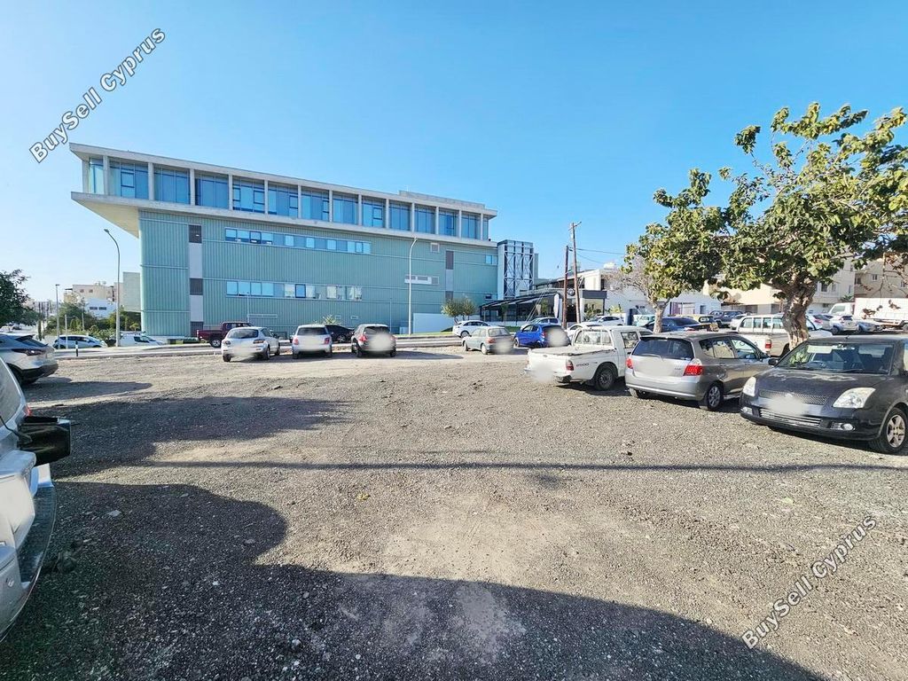 Property photo 1 of 5
