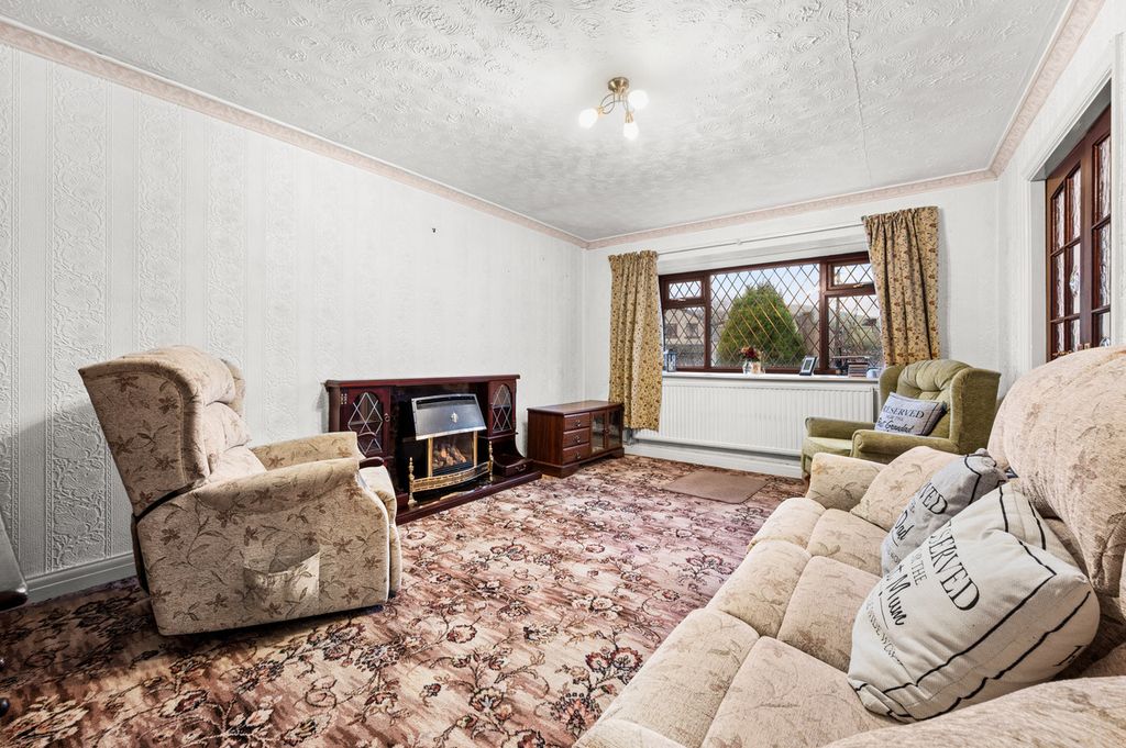 Property photo 3 of 22