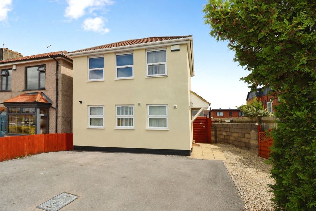 Property photo 1 of 16 Picture No. 19