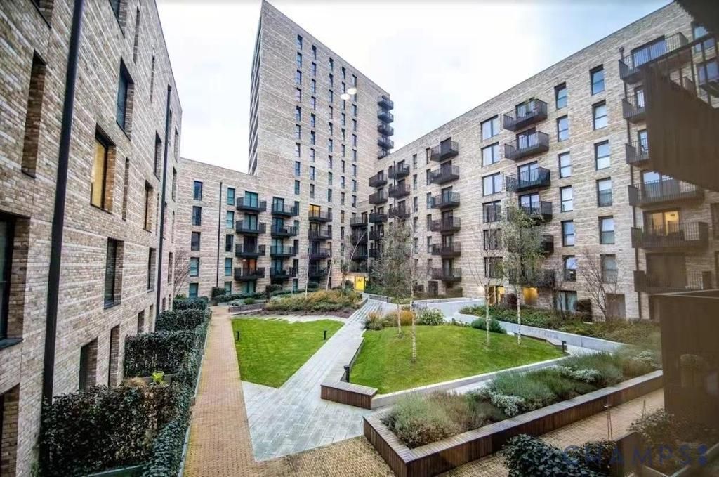 Property photo 1 of 2