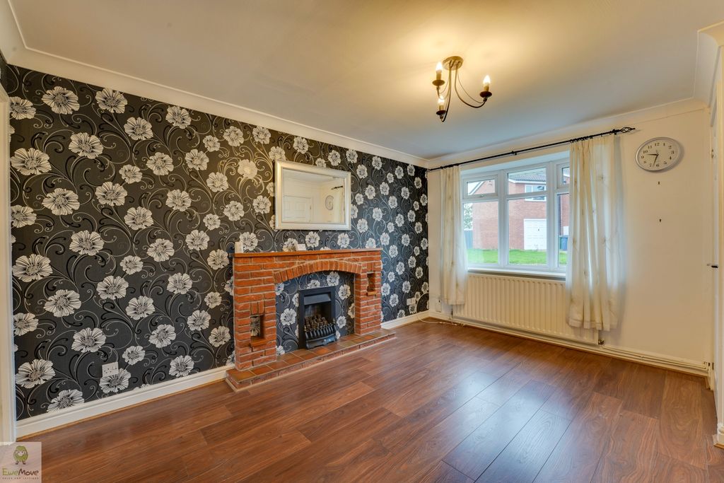 Property photo 2 of 10 Dsc06404-Dsc06408