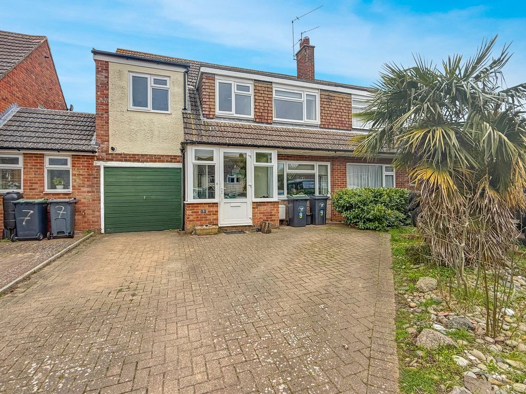 Property photo 1 of 15