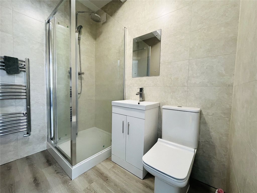 Property photo 3 of 5 Bathroom