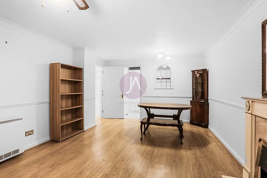 Property photo 3 of 16 Picture No. 33