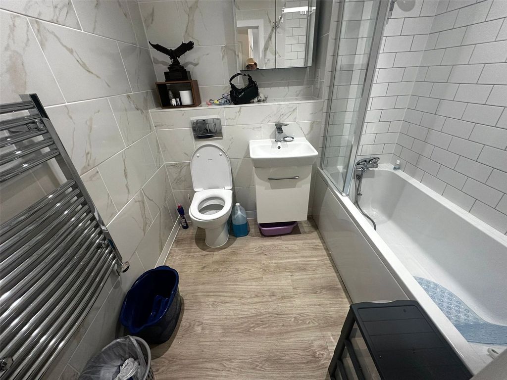 Property photo 3 of 5 Picture No. 02