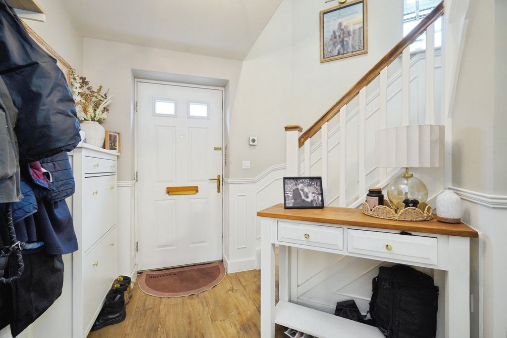 Property photo 2 of 35 Pbox-Img.Jpg