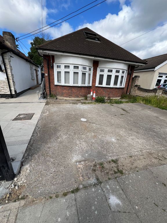 Property photo 2 of 36