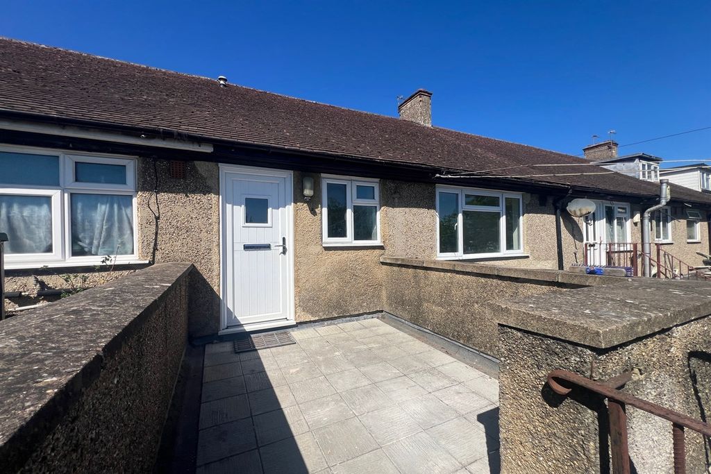 Property photo 2 of 9 (Email)