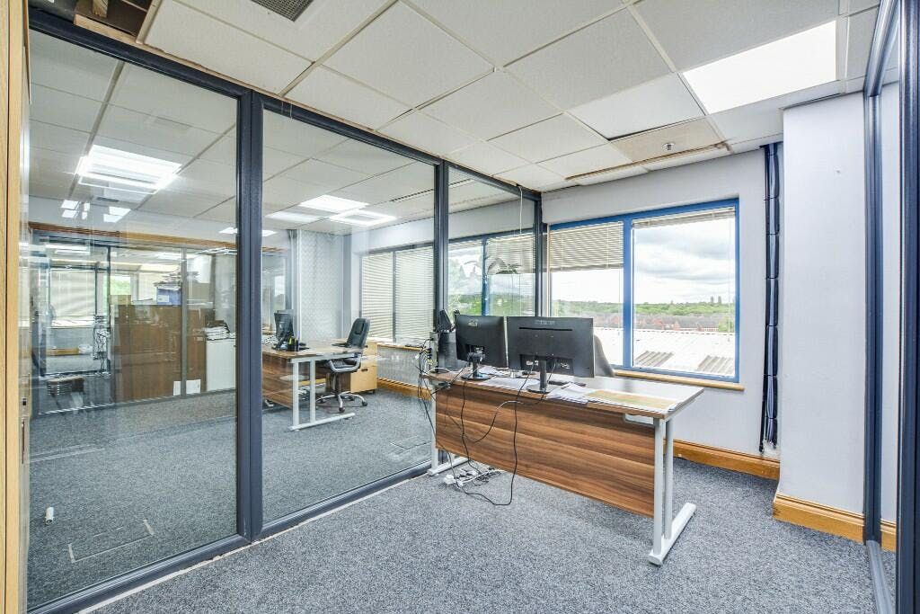 Property photo 2 of 24 Internal