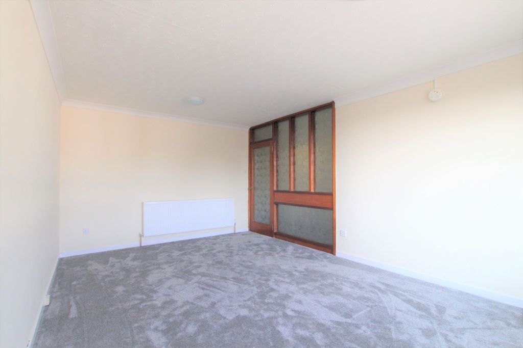 Property photo 3 of 9 Photo 3