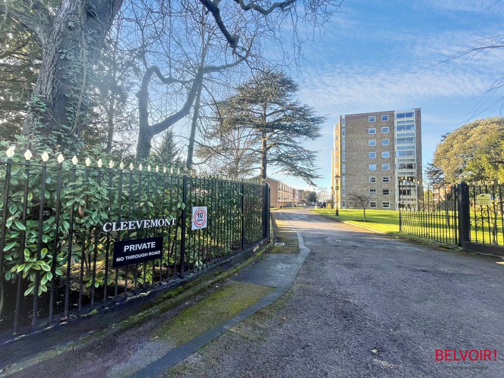 Property photo 1 of 25