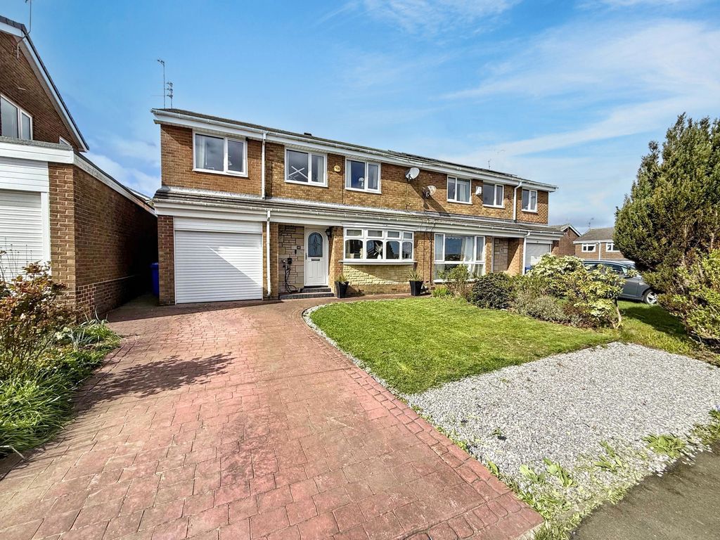 Property photo 1 of 22