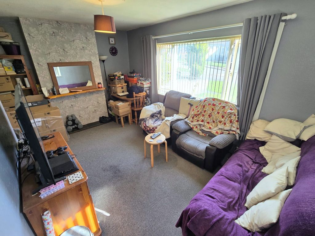 Property photo 2 of 10 Lounge A