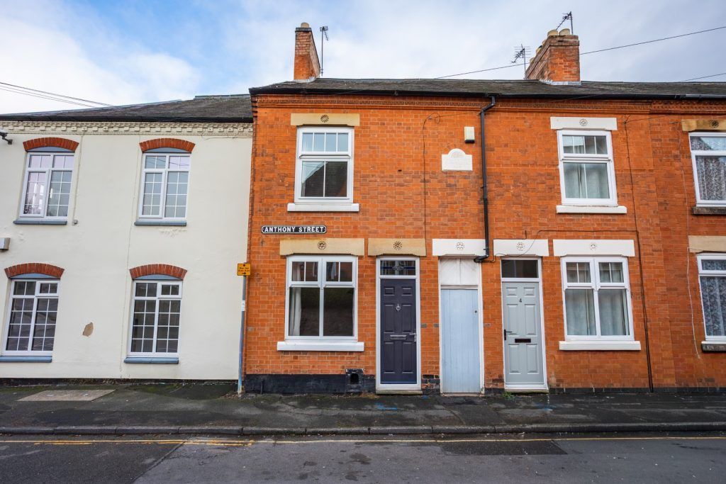 Property photo 1 of 19