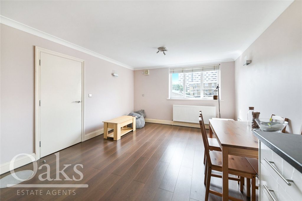 Property photo 2 of 8 Picture No. 03
