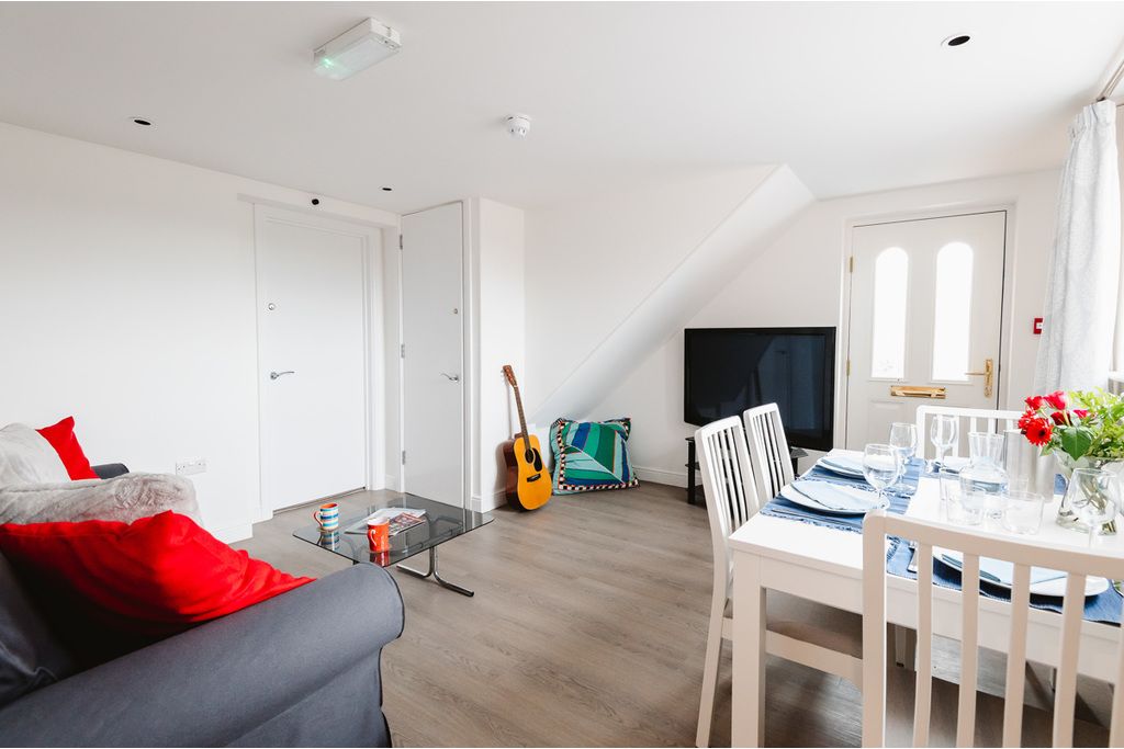 Property photo 3 of 4