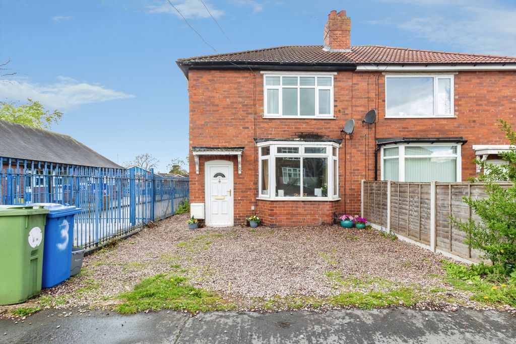 Property photo 1 of 15