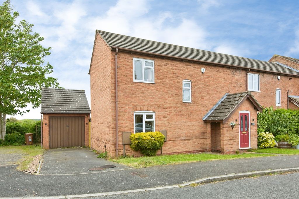 Property photo 2 of 25