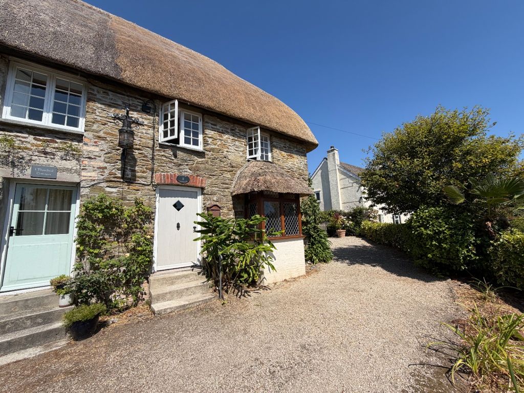 Property photo 3 of 17 3376496