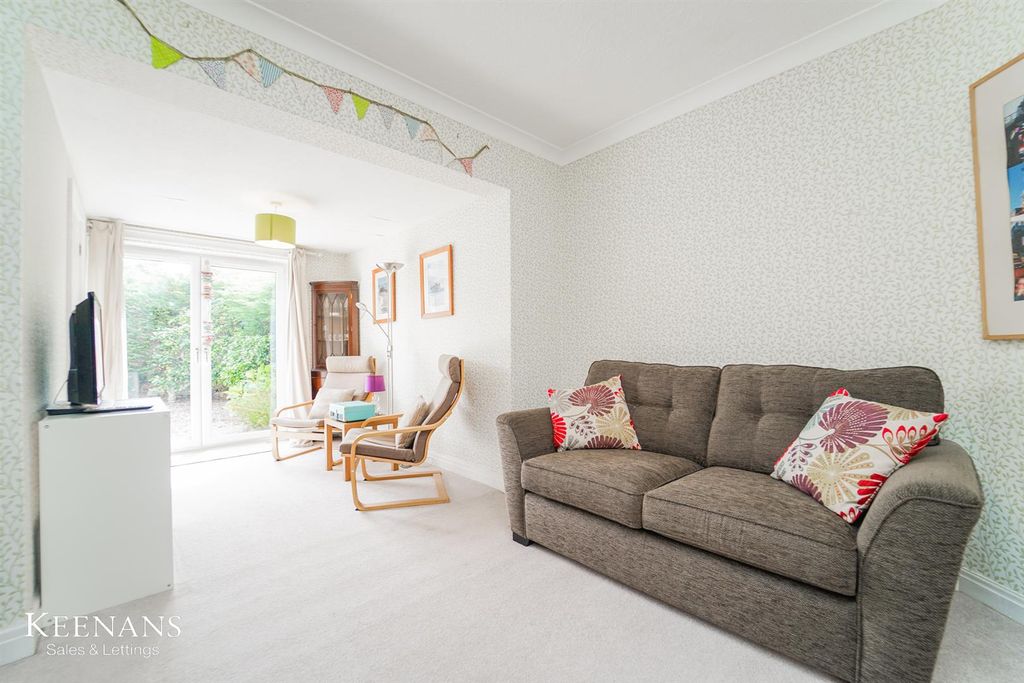 Property photo 3 of 27 3.Jpg