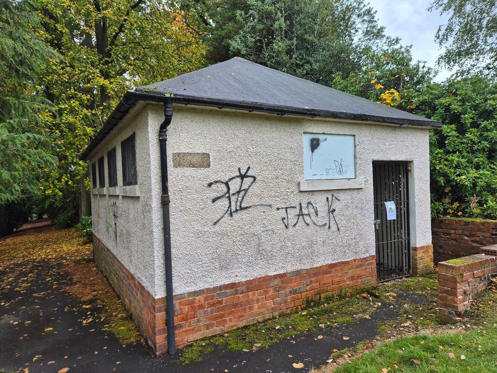 Property photo 2 of 5