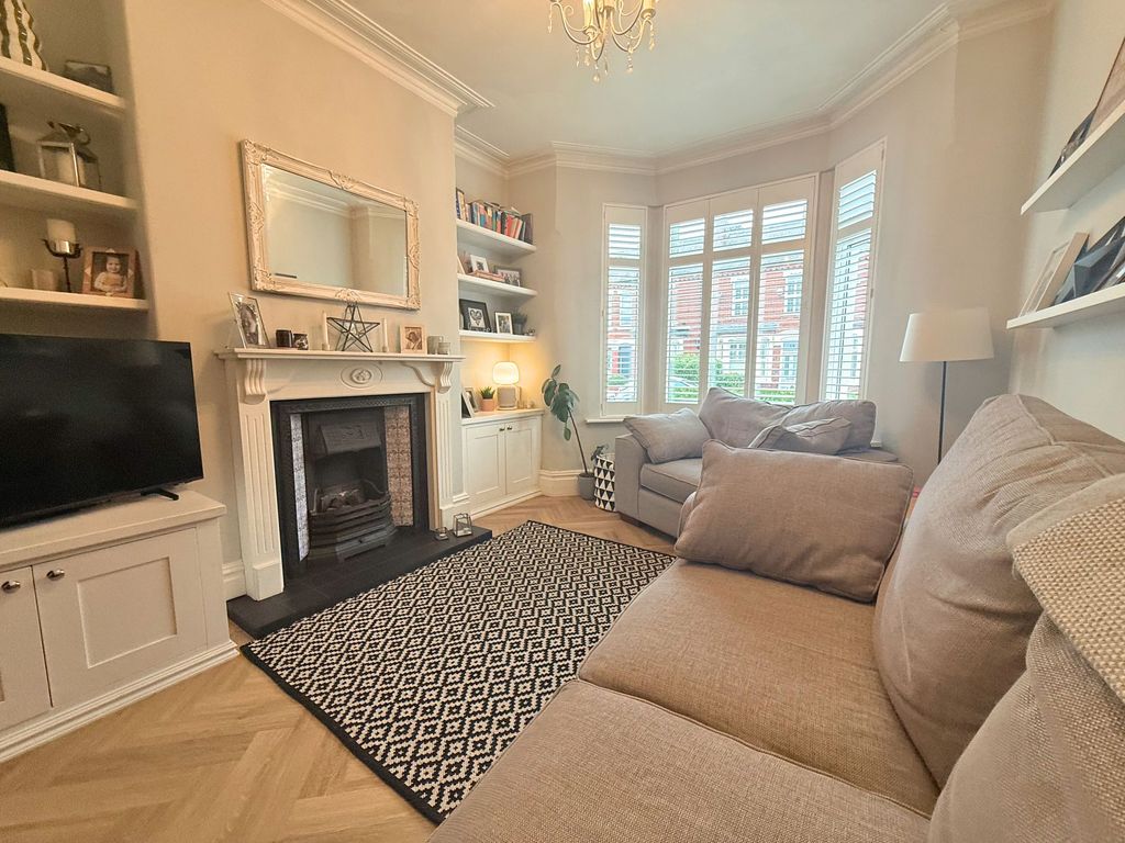 Property photo 3 of 29