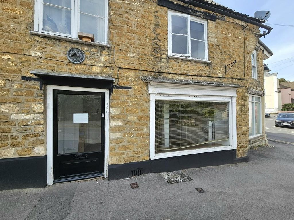 Property photo 1 of 13 B26E9E70-3d3c-4885-9d61-c33Ac6867F00.Jpg