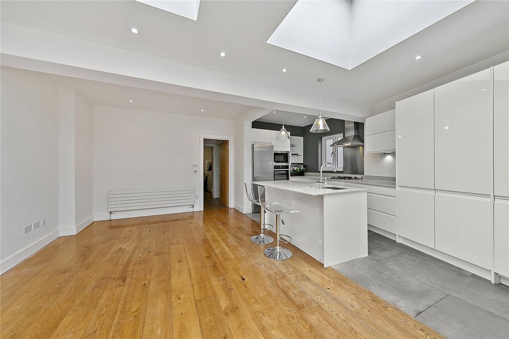 Property photo 3 of 10 Picture No. 03