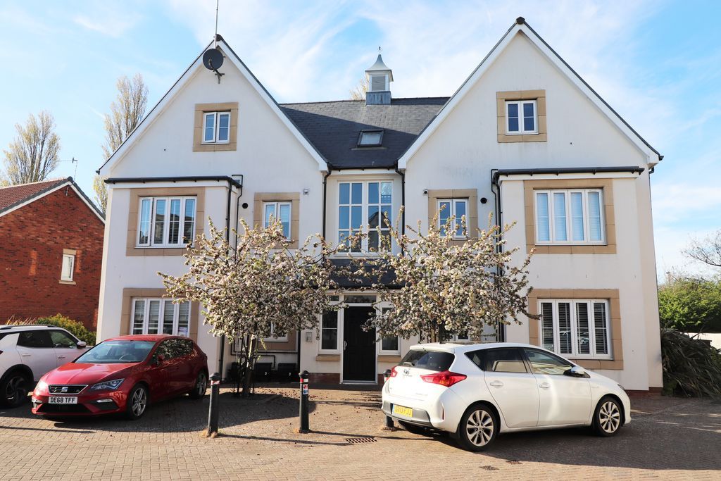 Property photo 1 of 14 Photo 18