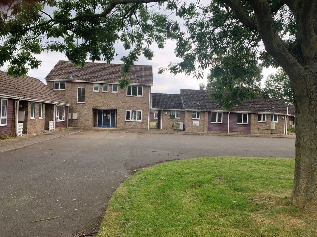 Property photo 1 of 4