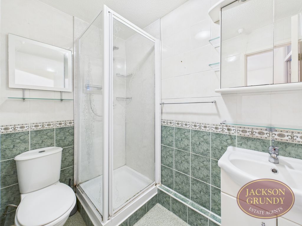 Property photo 3 of 10 Photo 4