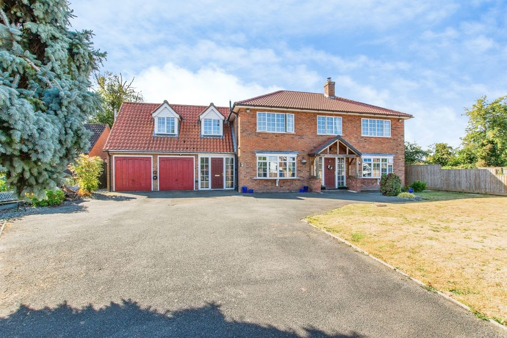 Property photo 1 of 34 Pbox-Img.Jpg