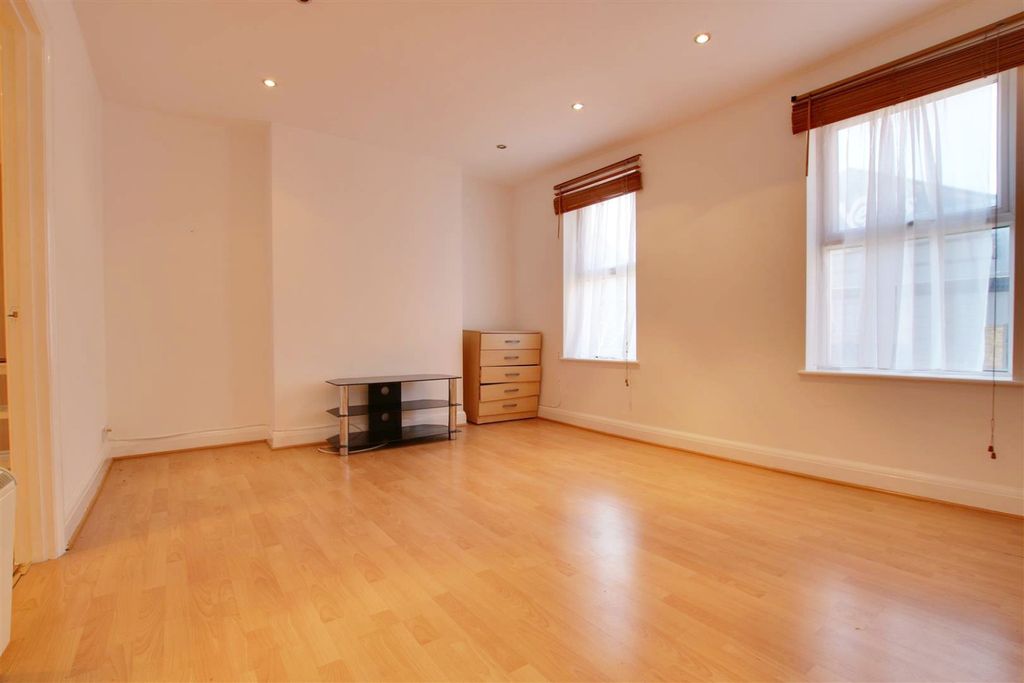 Property photo 1 of 5 4509680