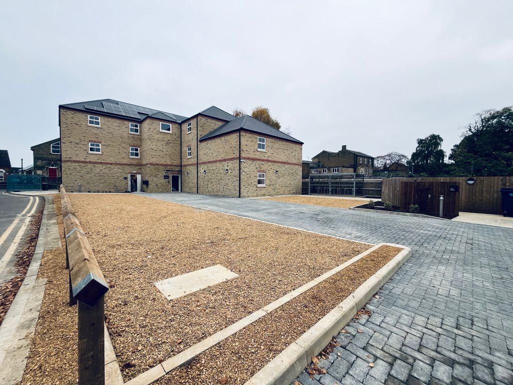 Property photo 1 of 10 Image