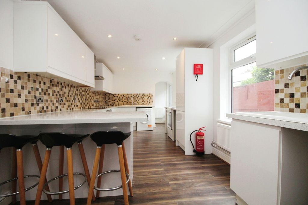 Property photo 3 of 18 Img_5847.Jpg