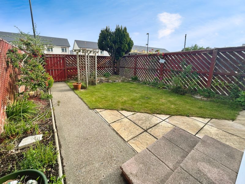 Property photo 2 of 16 Photo 11