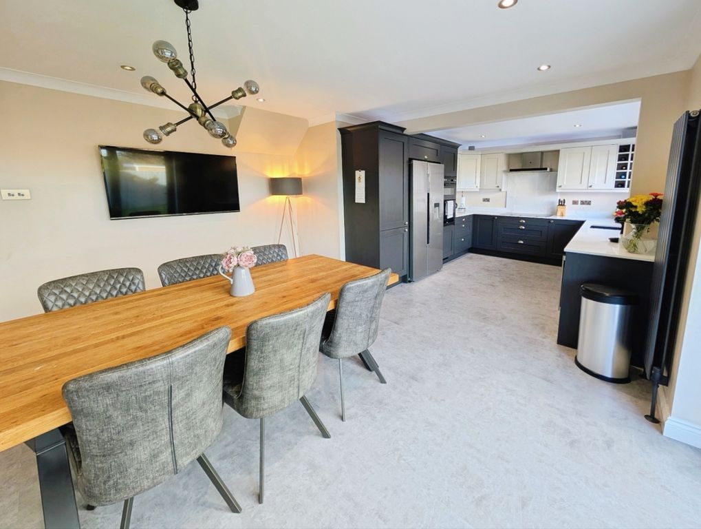 Property photo 3 of 22 4584958