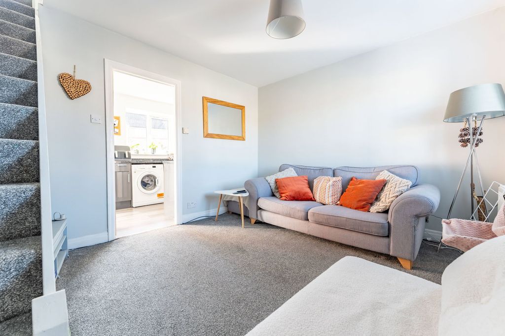 Property photo 2 of 14