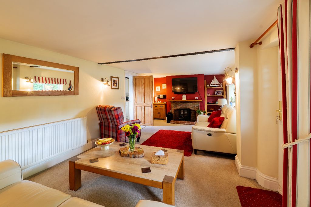 Property photo 3 of 20 5218263
