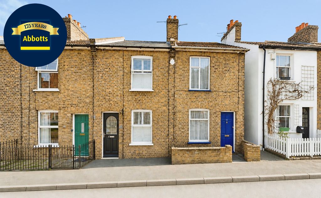 Property photo 1 of 7