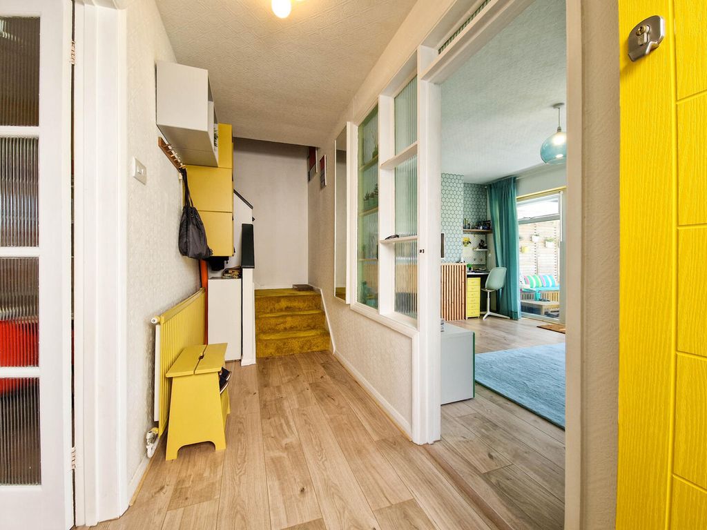 Property photo 3 of 20 Hallway