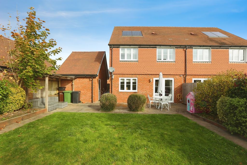 Additional image 17 of 3 bed semi-detached house for saleSandy Hill Close, Waltham Chase, Southampton SO32