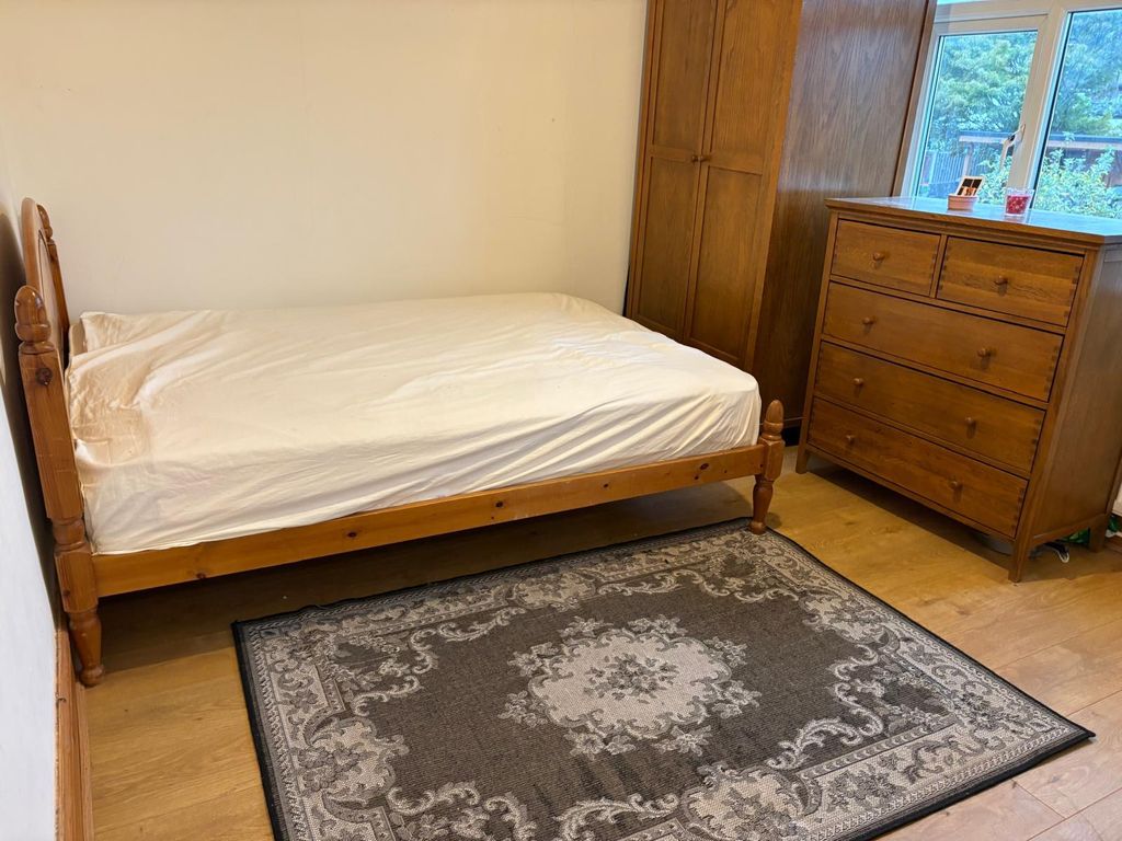 Property photo 3 of 3