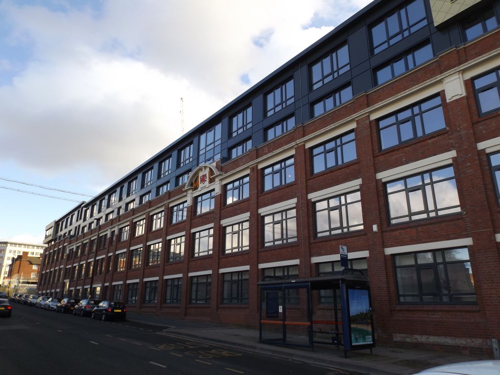 Property photo 1 of 6 External