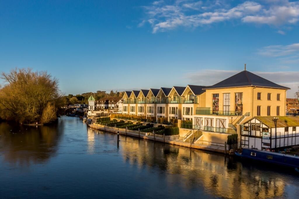 Property photo 1 of 14 External