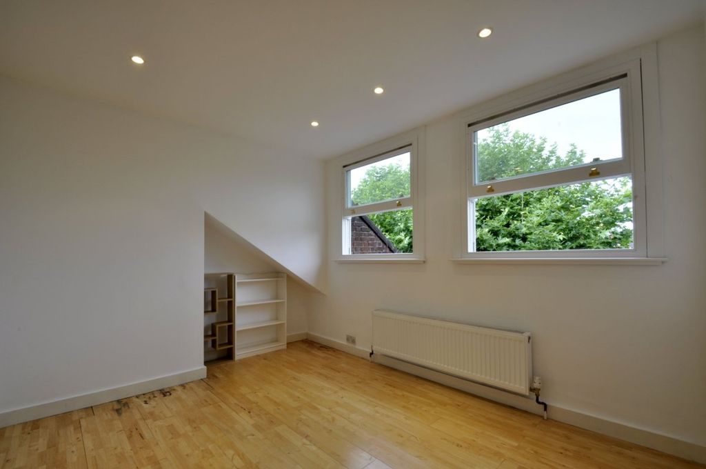 Property photo 3 of 20