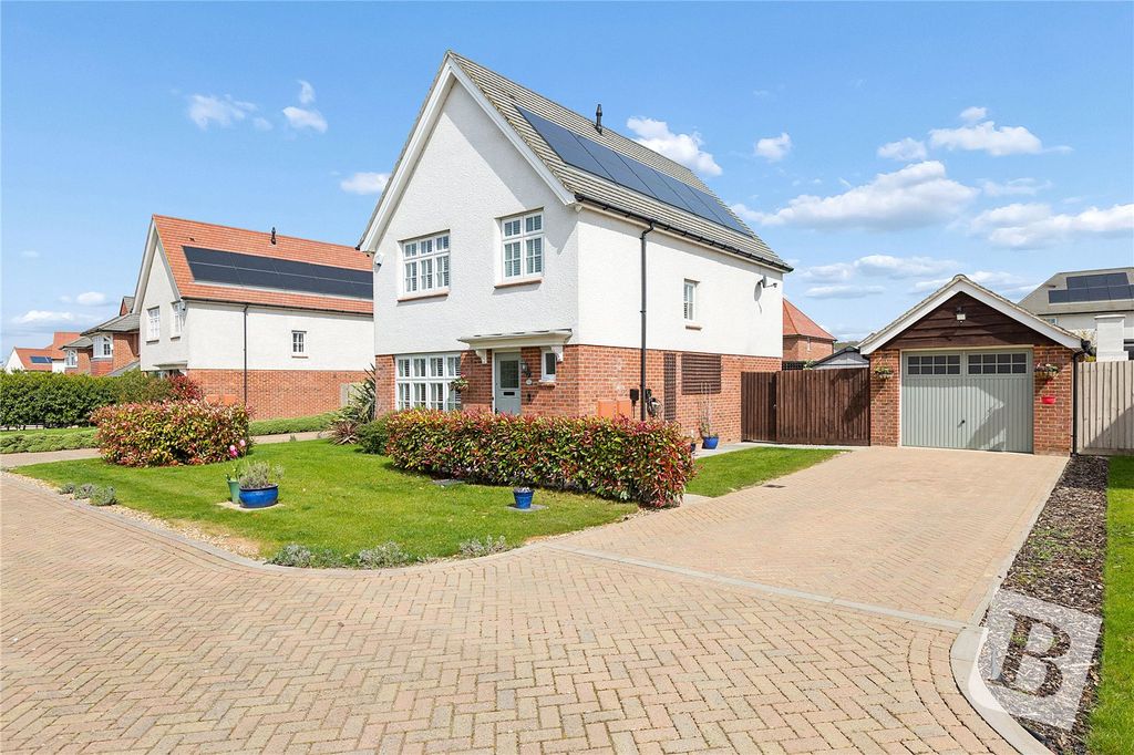 Property photo 1 of 20 Front