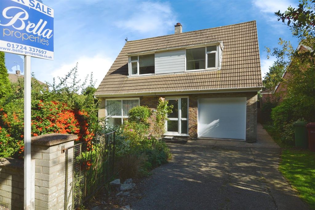 Property photo 1 of 24 Front