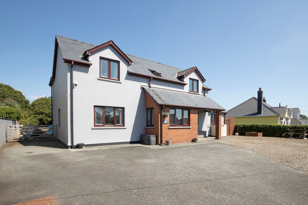 Property photo 1 of 30