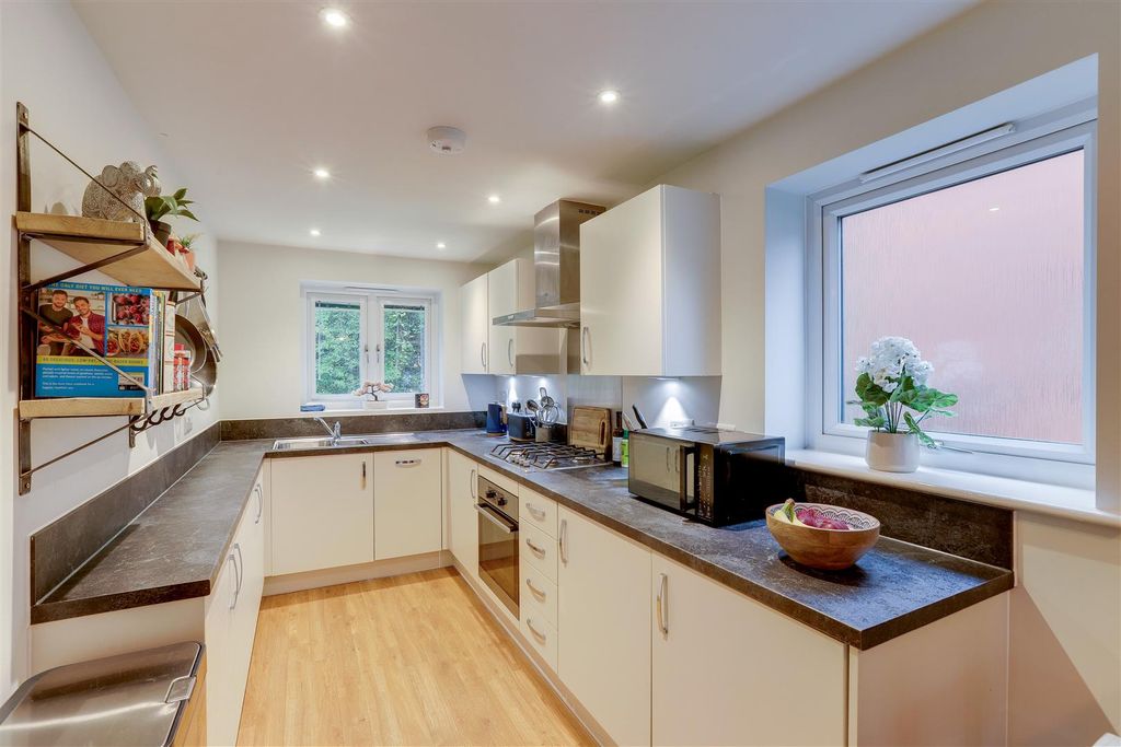 Property photo 3 of 16 180925_11.Jpg
